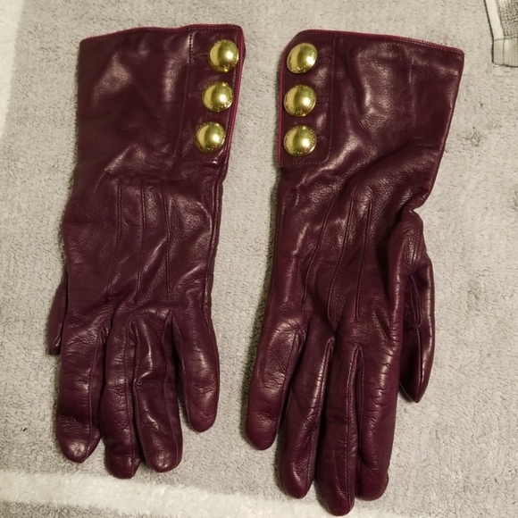 Coach Leather Gloves - Picture 1 of 3
